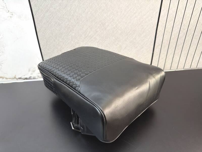 Bottega Veneta Black shoulder bag — 1:1 Replica