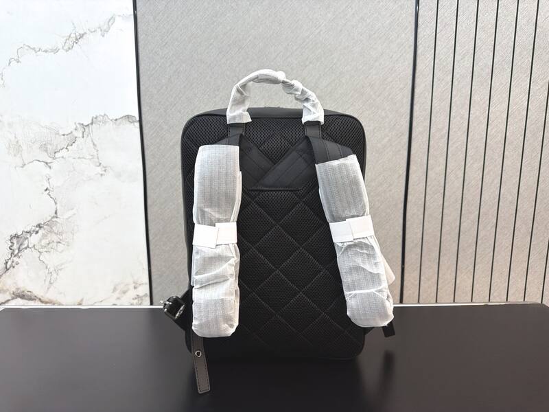 Bottega Veneta Black shoulder bag — AAA Quality Replica