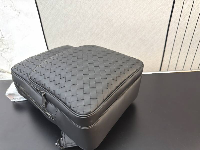 Bottega Veneta Black shoulder bag — AAA Quality Replica