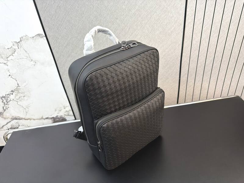 Bottega Veneta Black shoulder bag — Premium Replica