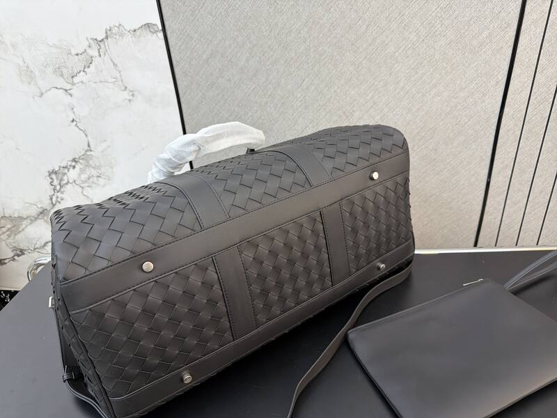 Bottega Veneta Black shoulder bag — Premium Replica
