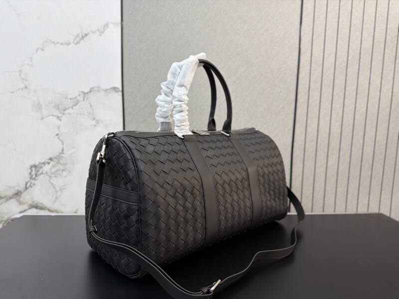 Bottega Veneta Black shoulder bag — Premium Replica