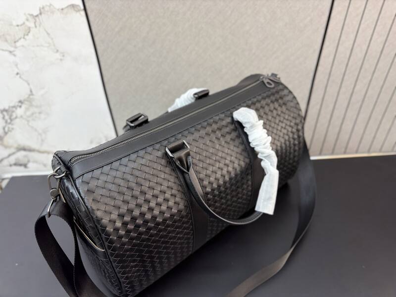Bottega Veneta Black shoulder bag — 1:1 Replica