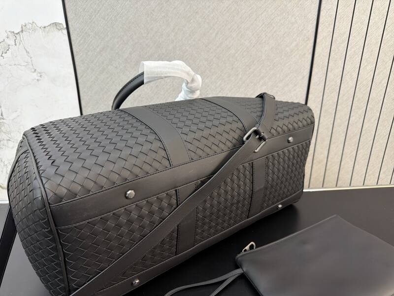 Bottega Veneta Black shoulder bag — AAA Quality Replica