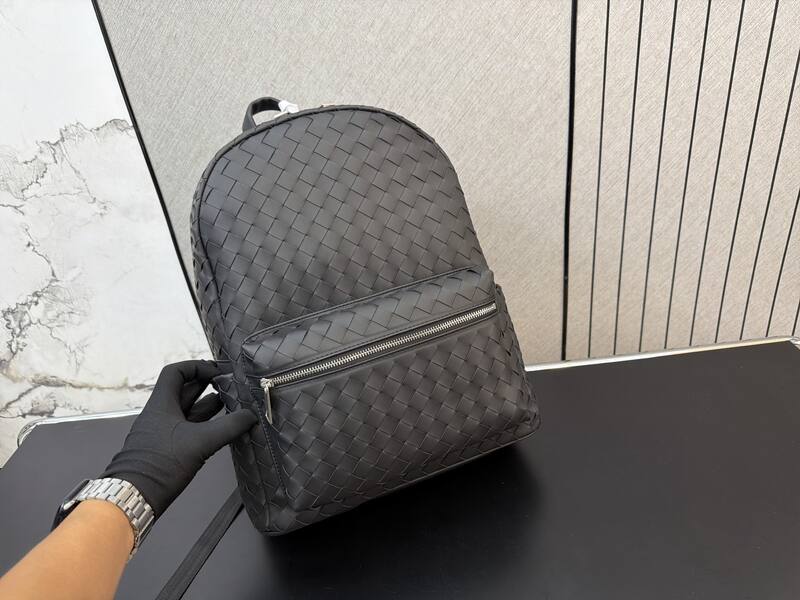 Bottega Veneta Black shoulder bag — Top Quality Replica