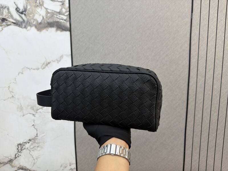 Bottega Veneta Black shoulder bag — AAA Quality Replica