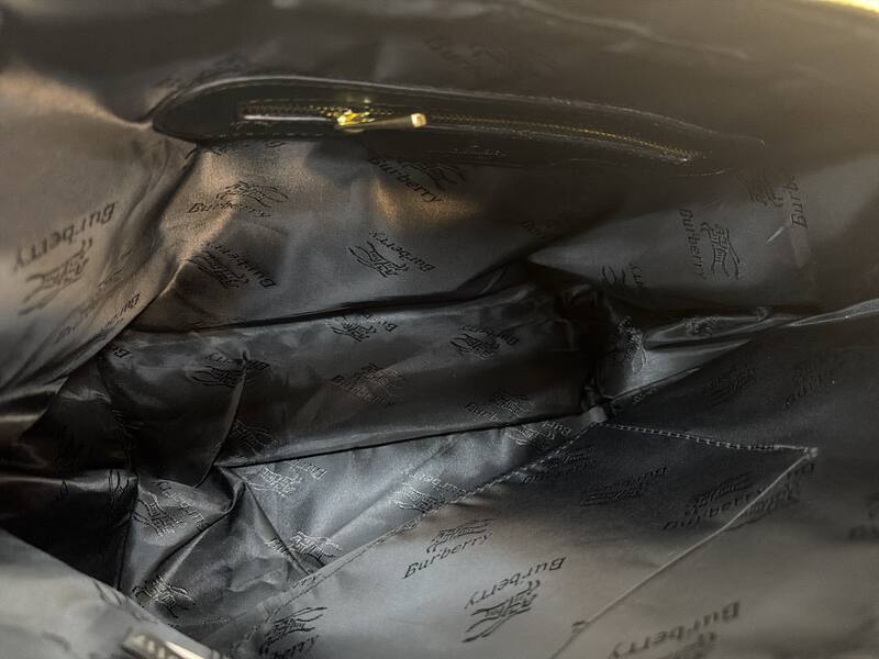 Burberry Black shoulder bag — AAA Quality Replica