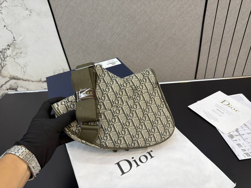 Dior Saddle Beige and olive Oblique jacquard crossbody — 1:1 Replica
