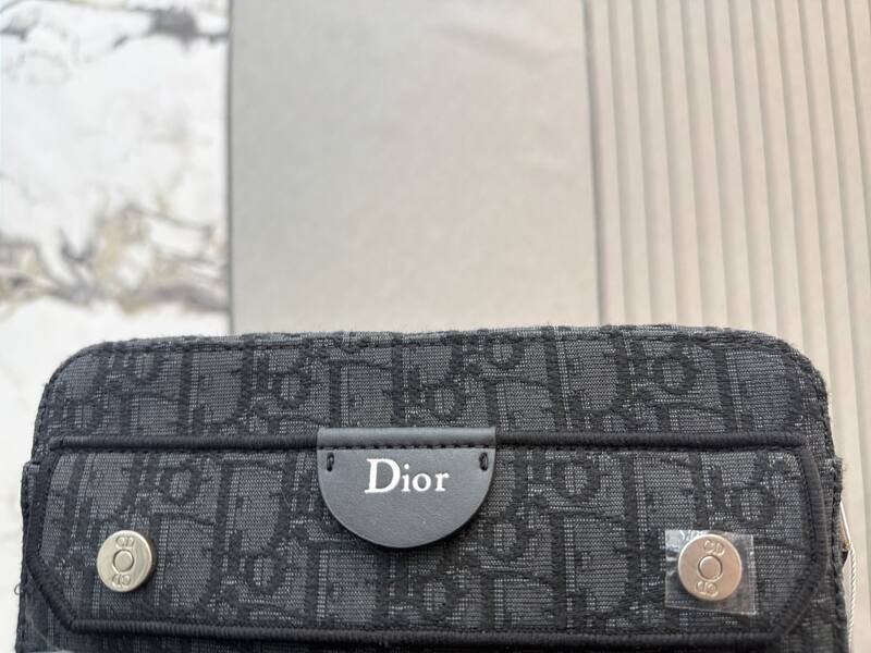 Dior Saddle Black Oblique crossbody — Premium Replica