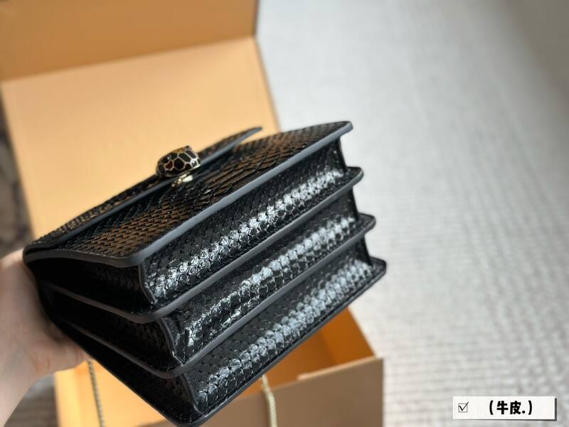 Bulgari shoulder bag — 1:1 Replica