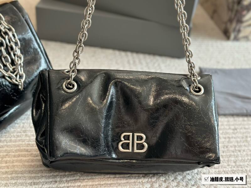 Balenciaga Black 40x30x16cm shoulder bag — Premium Replica