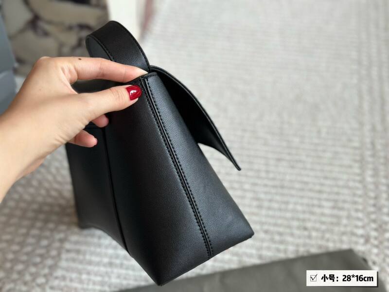 Balenciaga Hourglass Black large 34*21cm crossbody — Top Quality Replica