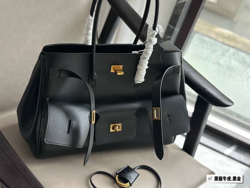 Balenciaga Black 40x30x16cm shoulder bag — Premium Replica