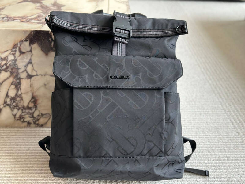 Burberry Monogram shoulder bag — Premium Replica