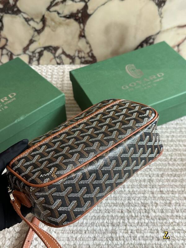 Goyard Brown shoulder bag — Premium Replica