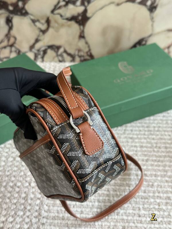 Goyard Brown shoulder bag — Premium Replica