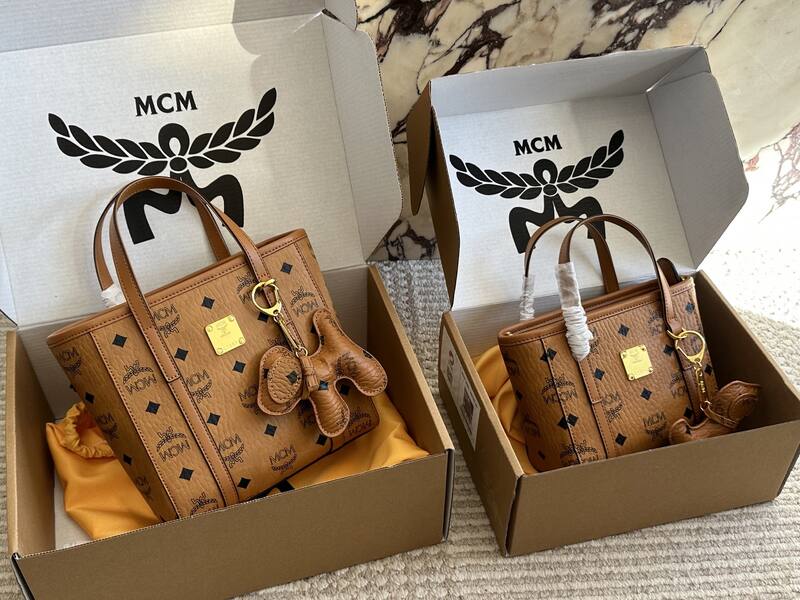 MCM Toni Visetos shoulder bag — Top Quality Replica