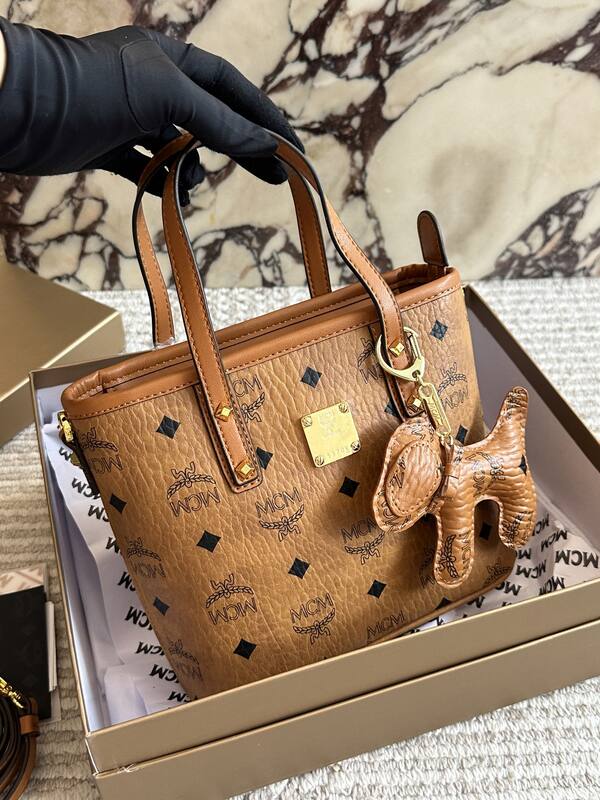 MCM Toni Visetos shoulder bag — Top Quality Replica