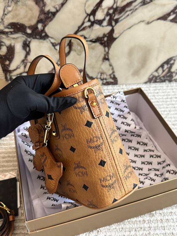 MCM Toni Visetos shoulder bag — Top Quality Replica