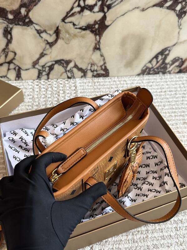 MCM Toni Visetos shoulder bag — Top Quality Replica
