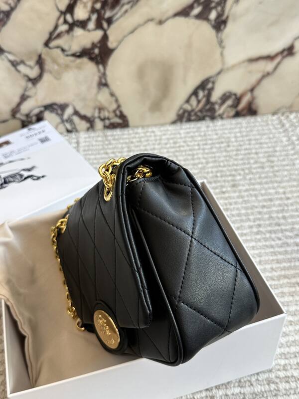 Burberry Black shoulder bag — AAA Quality Replica