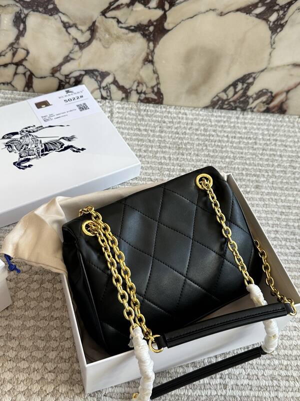 Burberry Black shoulder bag — AAA Quality Replica