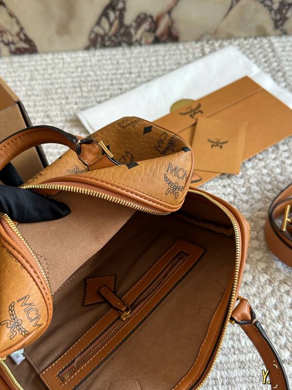 MCM Visetos shoulder bag — Premium Replica