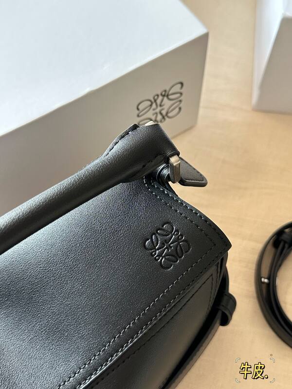 Loewe Black 25x18x10cm shoulder bag — 1:1 Replica