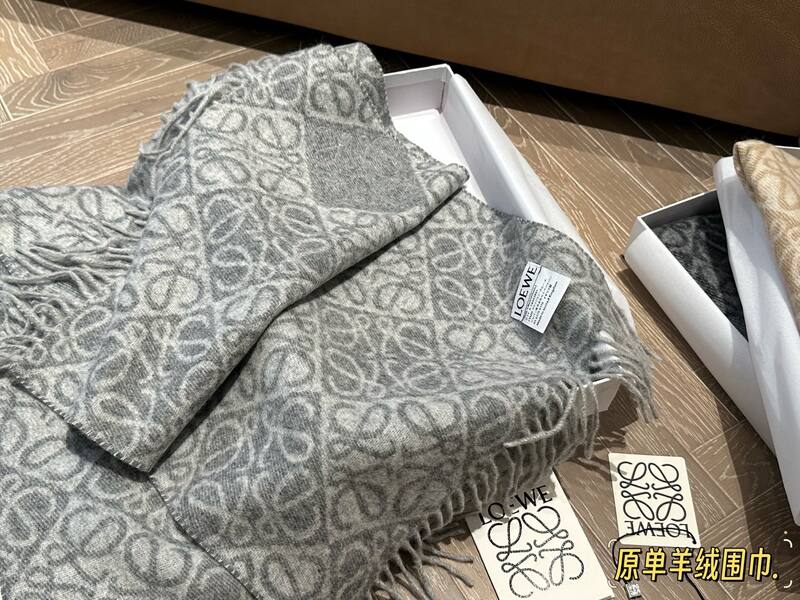 Loewe Grey shoulder bag — AAA Quality Replica