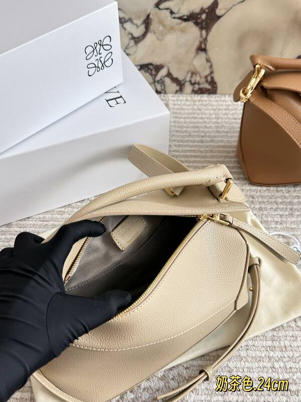 Loewe Puzzle Beige grained leather crossbody — 1:1 Replica