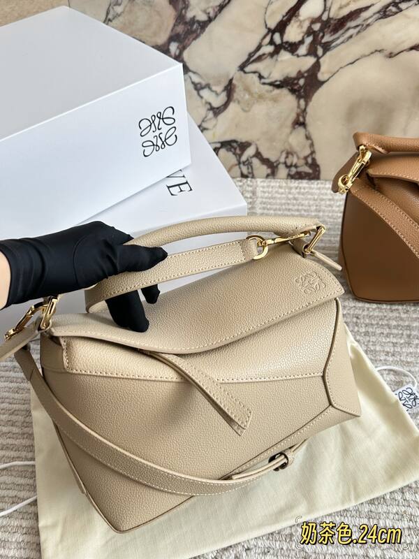 Loewe Puzzle Beige grained leather crossbody — 1:1 Replica
