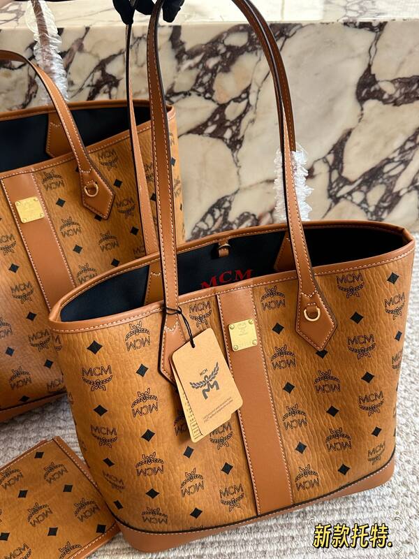 MCM Toni Cognac Visetos 33x28x16cm tote bag — 1:1 Replica