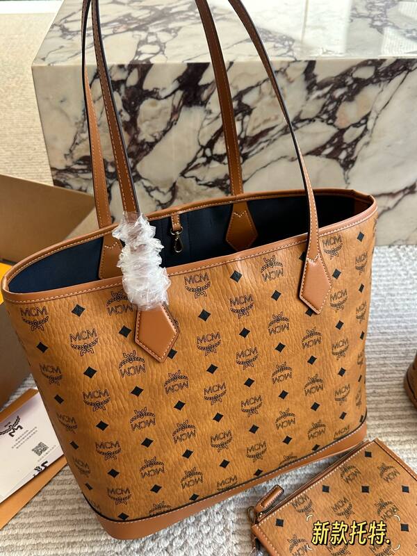MCM Toni Cognac Visetos 33x28x16cm tote bag — 1:1 Replica