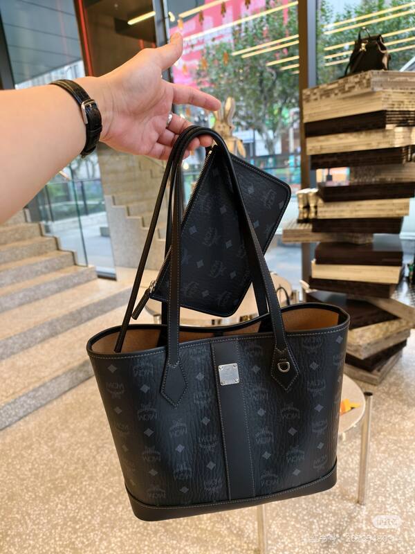 MCM Toni Cognac Visetos / Pink Visetos 26x22x12cm tote bag — Premium Replica