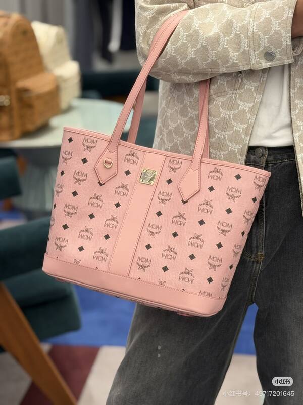 MCM Toni Cognac Visetos / Pink Visetos 26x22x12cm tote bag — Premium Replica