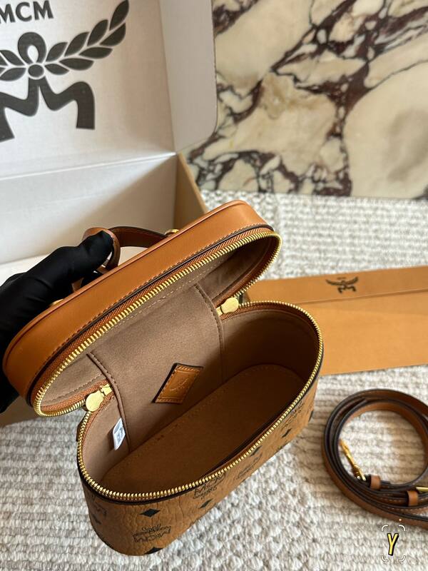 MCM Visetos 25x18x10cm shoulder bag — 1:1 Replica
