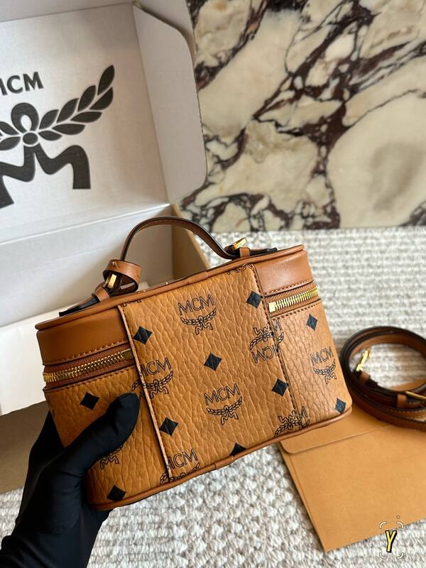 MCM Visetos 25x18x10cm shoulder bag — 1:1 Replica