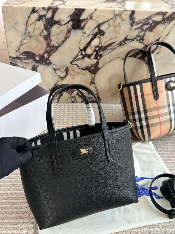 Burberry Brown shoulder bag — Premium Replica