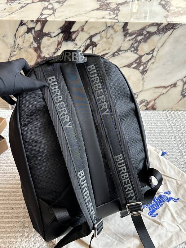 Burberry Black shoulder bag — AAA Quality Replica