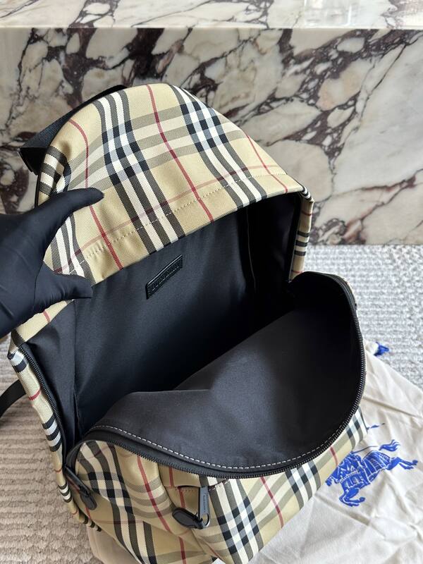 Burberry Beige shoulder bag — Top Quality Replica