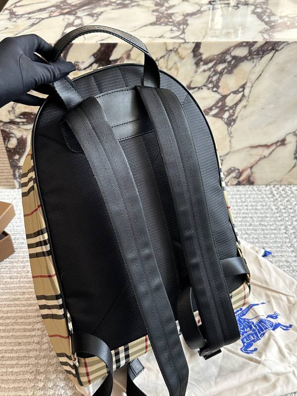 Burberry Beige shoulder bag — Top Quality Replica