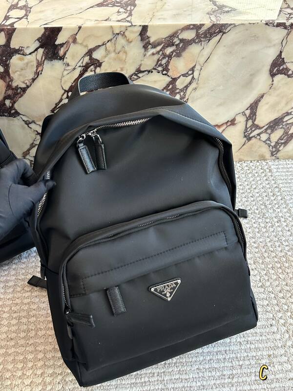 Prada Black shoulder bag — Premium Replica