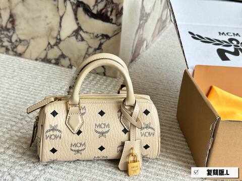 MCM Visetos 18x12cm shoulder bag Top Quality Replica