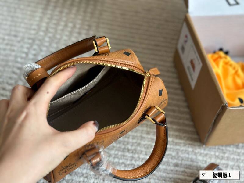 MCM Visetos shoulder bag — AAA Quality Replica