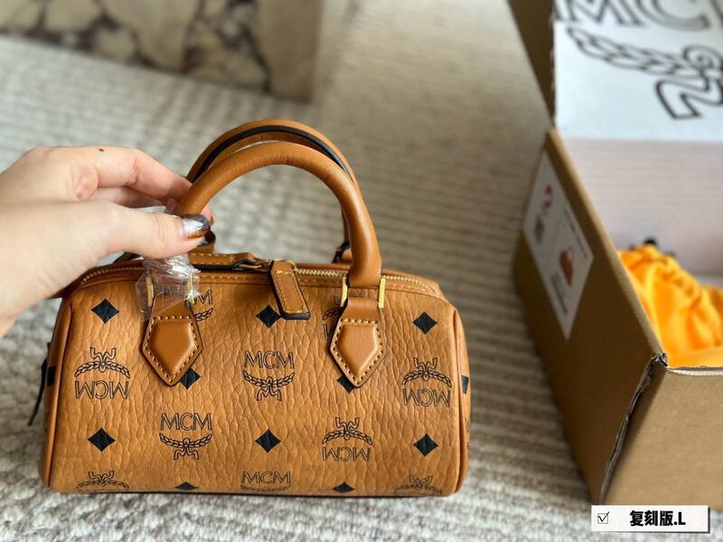 MCM Visetos shoulder bag — AAA Quality Replica