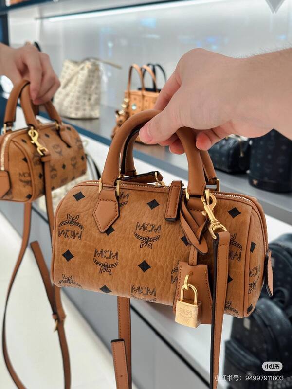 MCM Visetos shoulder bag — 1:1 Replica