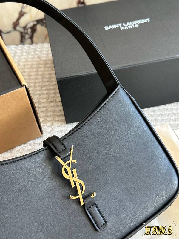 Celine everyday — Premium Replica