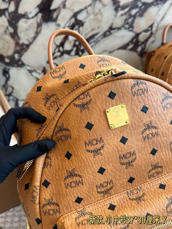 MCM Stark Cognac Visetos 37*30cm backpack — 1:1 Replica