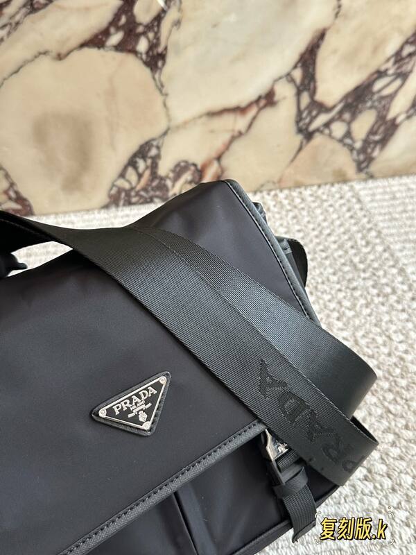 Prada Black shoulder bag — 1:1 Replica