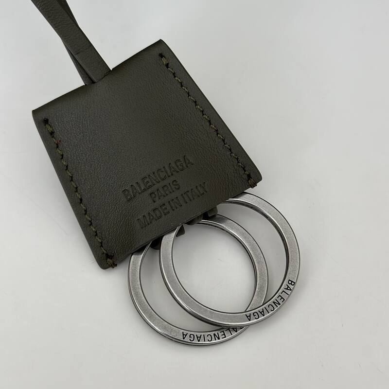 Balenciaga Green 30x22x12cm shoulder bag — Premium Replica